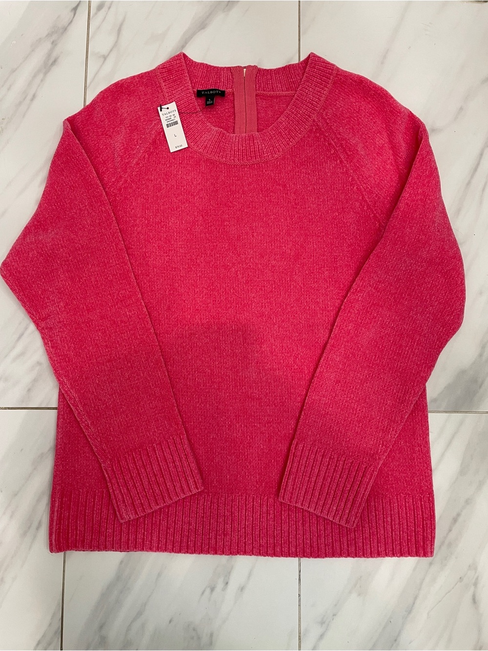 NWT TALBOTS • SWEATERS
Women • Size L • Brand new